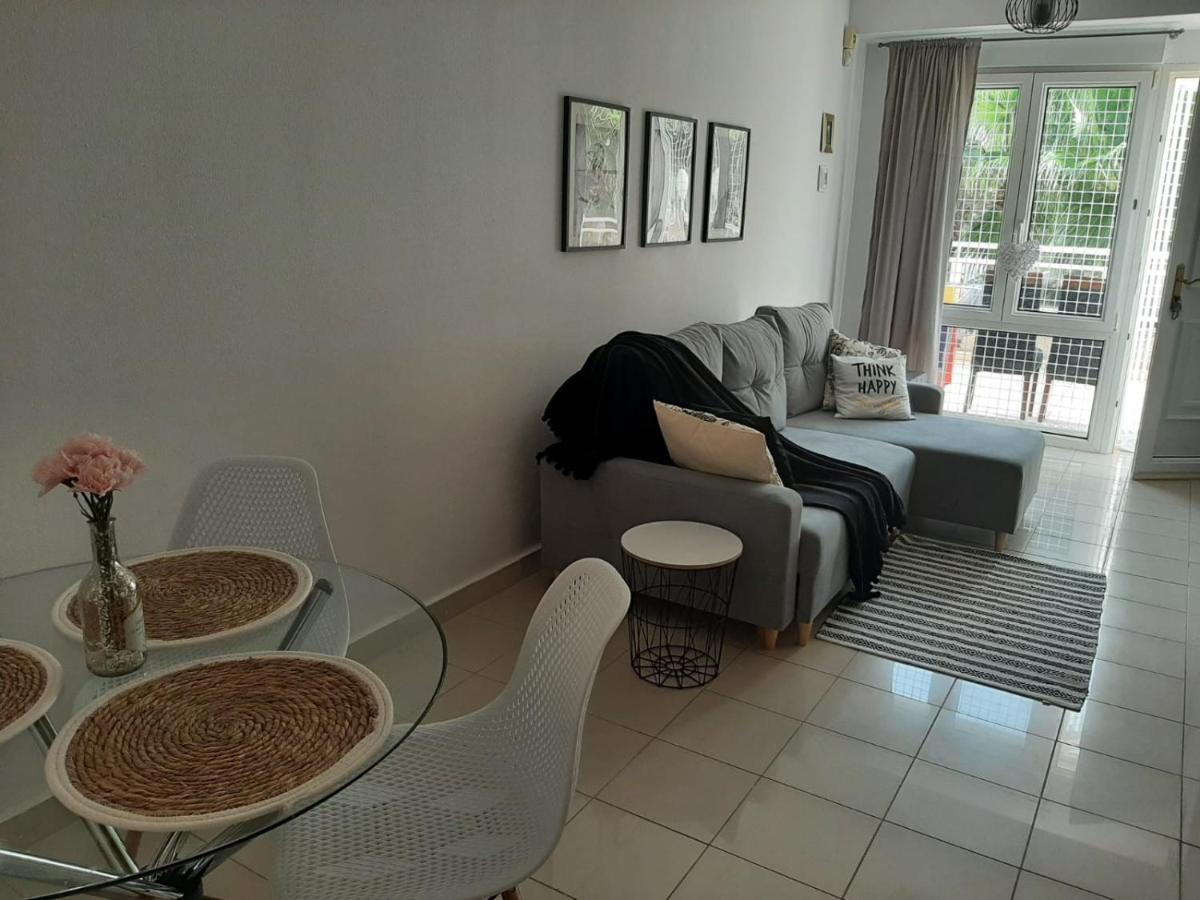 Apartamento Ines, Dehesa De Campoamor,900M From The Sea , Swimming Pool & Tennis Court Екстериор снимка